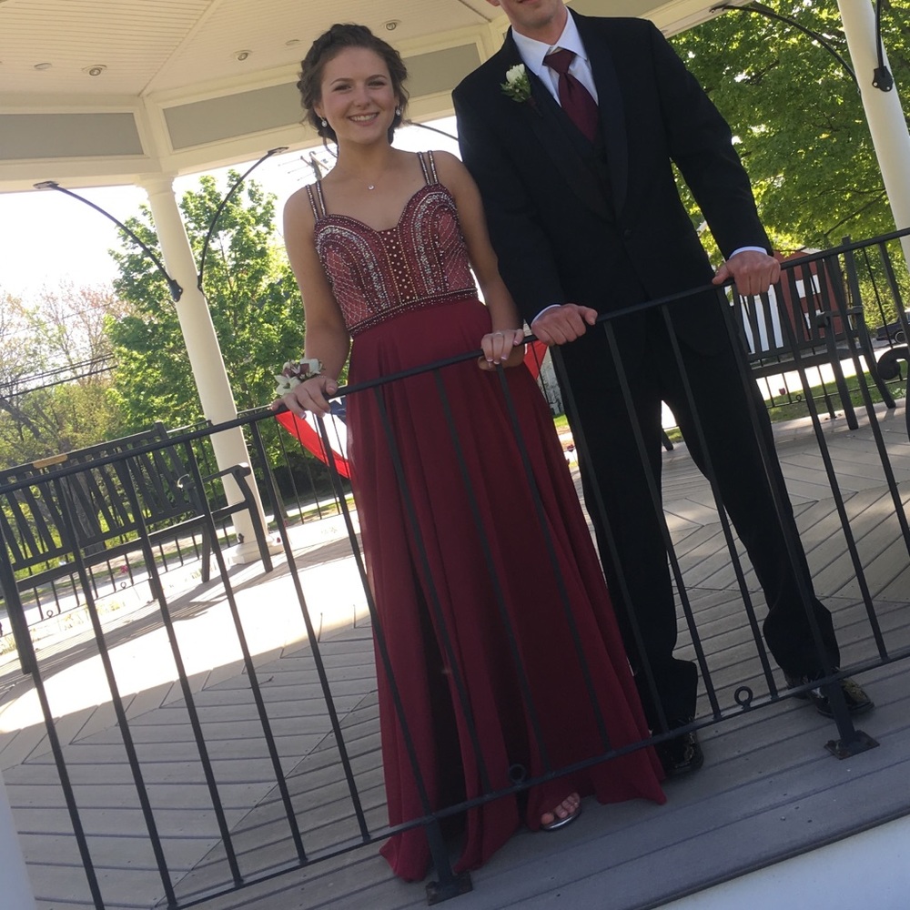 Prom dress! - Picture 5 of 5